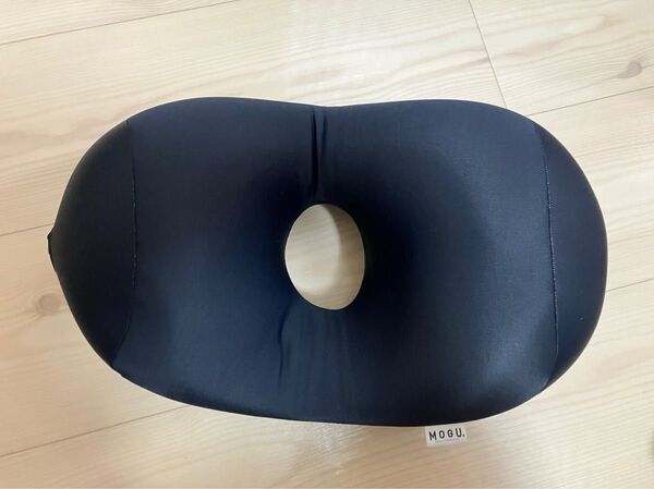 MOGU パウダー ビーズ クッション モグ ポータブルホールピロー 正規品 日本製 枕 まくら 黒 ビーズクッション ブラック