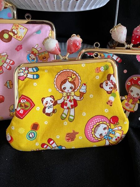 文化人形はなちゃん いちごがま口ポーチ 小 ハンドメイド 黄色