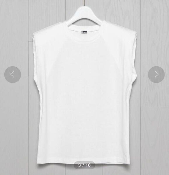 美品◯ <H>ショルダーパットCOTTON NO SLEEVE TOPタンク エイチビューティアンドユース