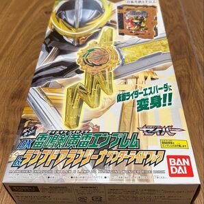 【未使用、未開封】DX雷鳴剣黄雷エンブレム&ランプドアランジーナワンダーライドブック 仮面ライダーセイバー 仮面ライダーエスパーダ