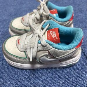 NIKE エアフォース1 LV8 ベビーシューズ 13cm 美品