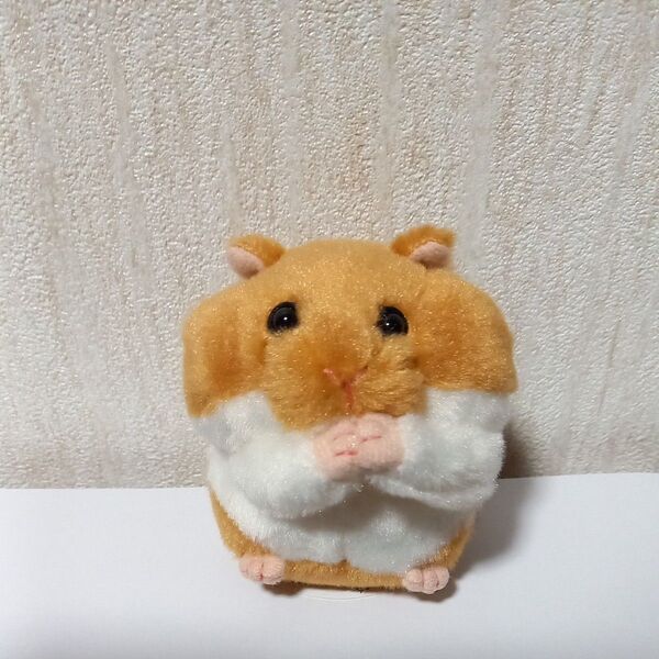 もごもご はむすた~ ごーるでんさん ぬいぐるみ マスコット
