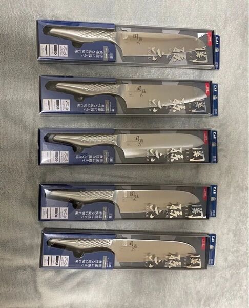 関孫六 三徳包丁 165mm ステンレス単層材 匠創 日本製です。