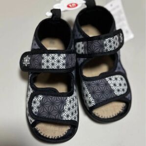 新品★ベビーサンダル 15.0 サイズ 和柄 忍者 手裏剣 黒白 和柄 甚平