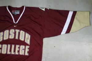 [ old clothes GAME TOPS rare NIKE college BOSTON COLLAGE uniform T-shirt L] Boston university largish size official uniform Nike 