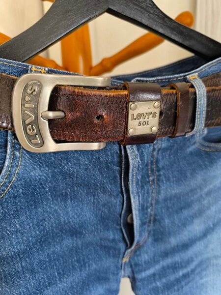 美品 Levi's 501スキニージーンズ(レザーベルトおまけ付き)