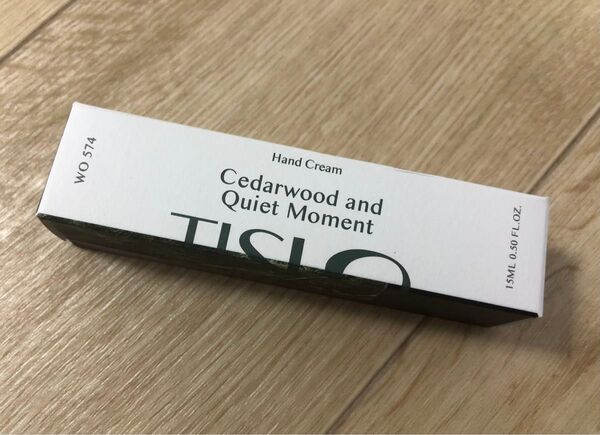 新品未使用 TISLO ハンドクリーム シダーウッド&クワイエットモーメント 15ml