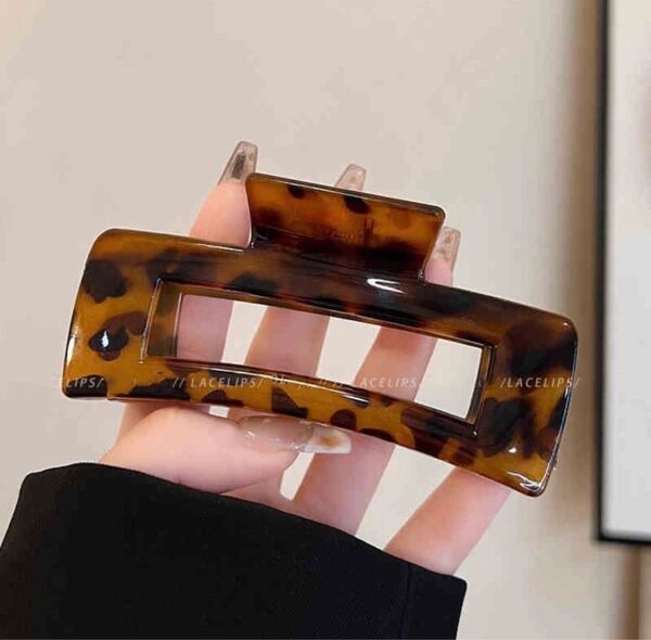 大きめヘアクリップ ベッコウ 10cm 四角 レオパード 韓国