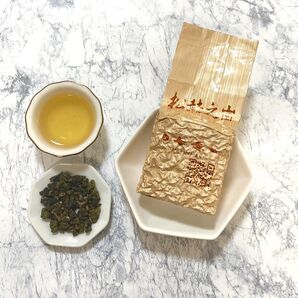 新品 台湾産 大禹嶺 松赫之崗 高級 高山茶 茶葉 二両(75g)