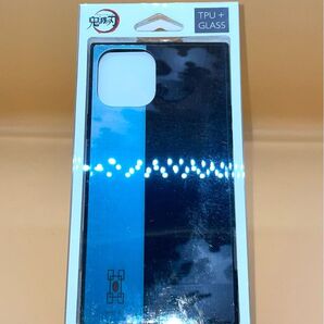 iPhone11pro用、スクエアガラスケース