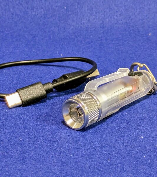 キーホルダー付き 磁性台座 ミニ懐中電灯 多種照明モード USB充電