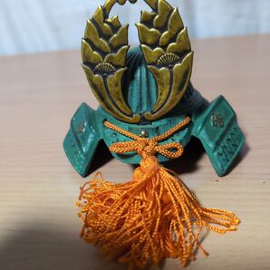 兜の置物