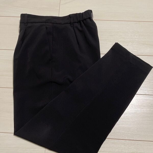 GU タックテーパードパンツ L