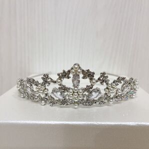 ラブティアラ ティアラ 結婚式 ウェディング ブライダル LoveTiara