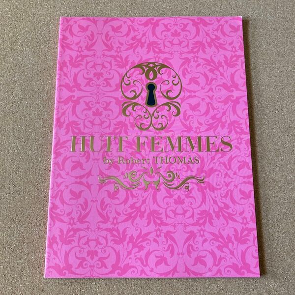 HUIT FEMMES by Robert THOMAS パンフレット 本 8人の女たち 湖月わたる 水夏希 珠城りょう 夢咲ねね
