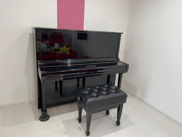 ピアノコンサート用椅子
