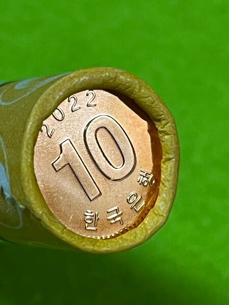 外国硬貨 韓国コイン 未使用 2022年 1巻/50枚