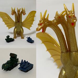フィギュア【超レア】キングギドラ!戦車2台付き!美品!入手困難!