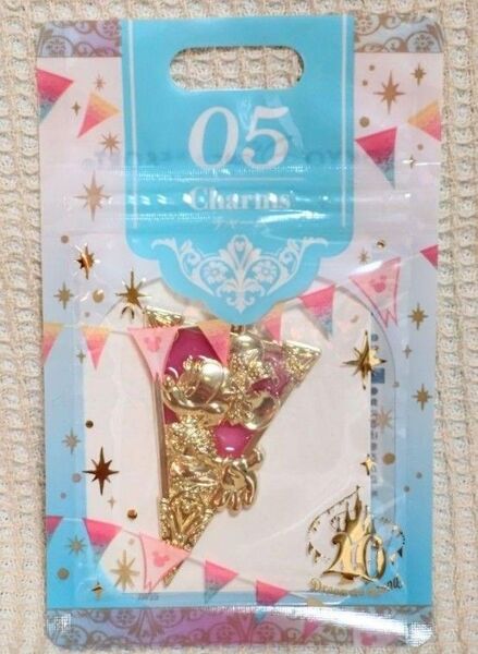 TDR 40周年 モーメンツゴーラウンド チャーム ミニー 東京ディズニーリゾート ストラップ