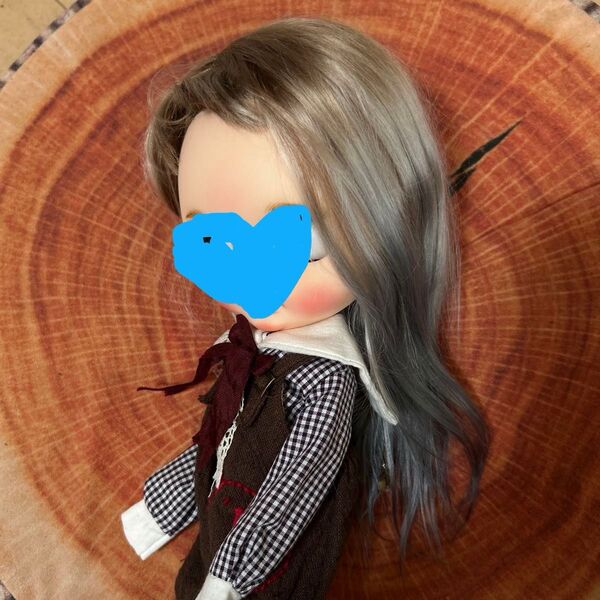 ネオブライスサイズ 色が素敵なモヘアウィッグです♪