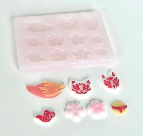 40番 シリコンモールド 狐 レジン