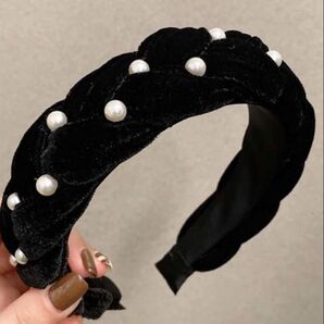 パール付きベルベットヘアバンド ブラック