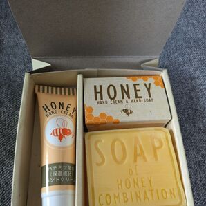 HONEY ハンドクリーム&ハンドソープセット