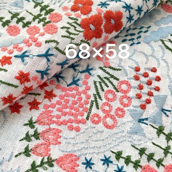 s38-h▼68×58cm▼コットンリネン刺繍生地▼花柄 ホワイト 高級感 ハンドメイド 手芸材料 布 リバティ風