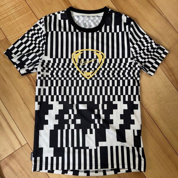 ナイキNIKEサッカーフットサルプラクティスシャツ Sサイズ