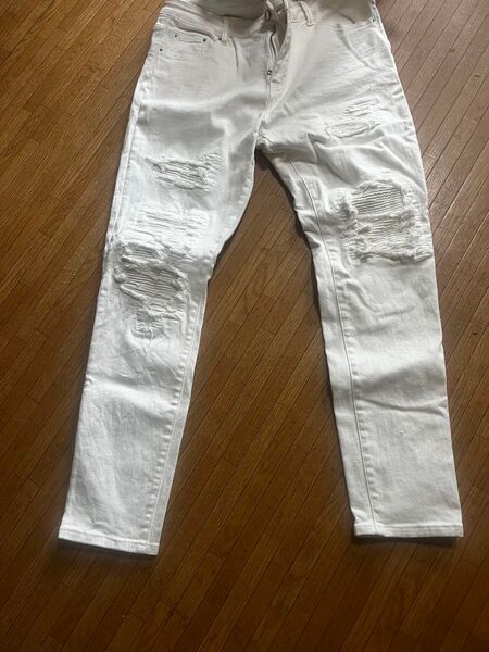 AMIRI ホワイトデニム