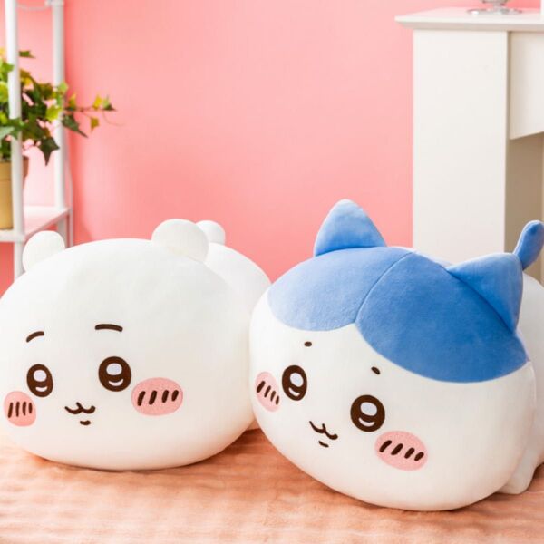ちいかわ もっちるねそべりBIGぬいぐるみ(ちいかわ・ハチワレ)