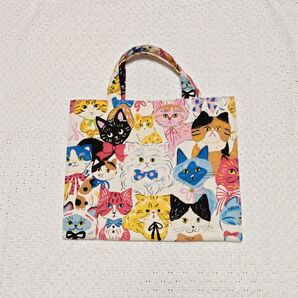 ハンドメイド スクエア バッグ ワンマイルバッグ ニャンコだらけ