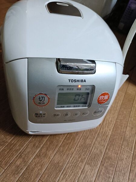 TOSHIBA RC-10MFD 炊飯器 5.5合炊きホワイト 東芝 炊飯器