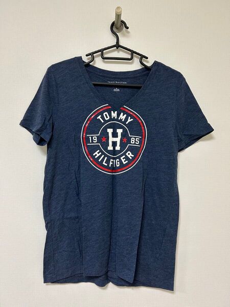 トミーヒルフィガーTシャツ ネイビー