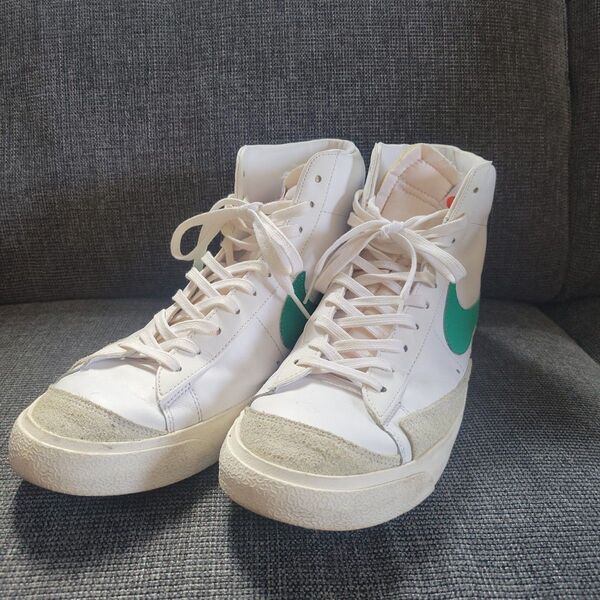 NIKE BLAZER MID 77 VINTAGE