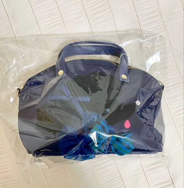 新品 ファミリア ミニバッグ ビビィ