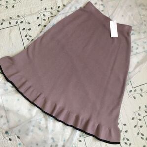 TO BE CHIC ミモレ丈ニットスカートくすみピンクサイズ40新品未使用品