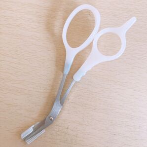眉はさみ