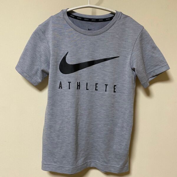 NIKE ナイキ 半袖 シャツ XS