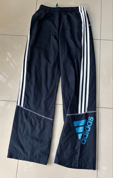 adidas シャカシャカパンツ ネイビー 150