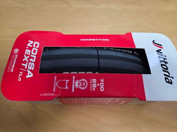 ビツトリア Vittoria CORSA N.EXT TLR 28C