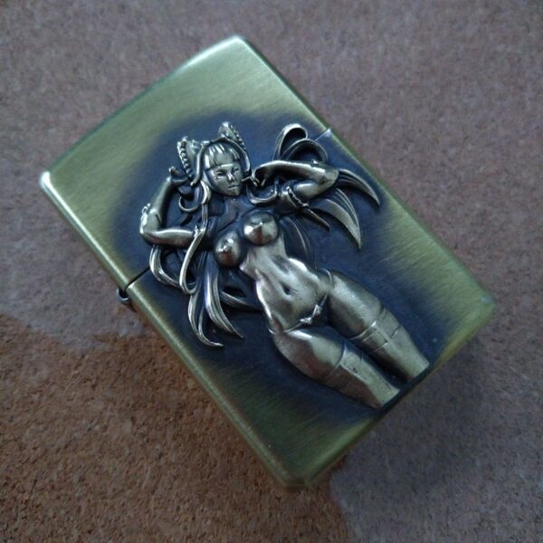 Sexy Girl Zippo