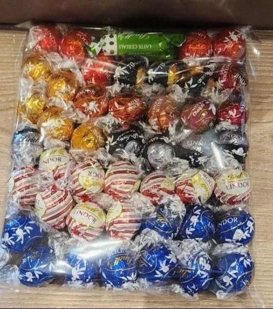 Lindt - 直営店購入リンドール ブティック クリアランスL2の通販