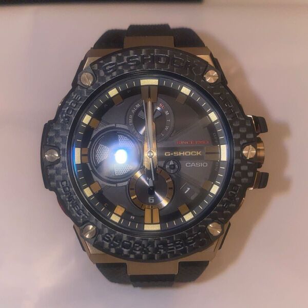G-SHOCK Bluetooth搭載タフネスクロノグラフ【35周年記念】GST-B100TFB-1AJR (ゴールドトルネード)