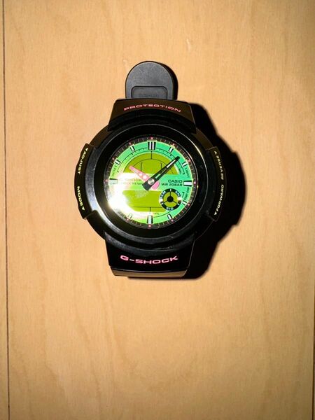《美品》カシオ ジーショック G-SHOCK AW-582SC-1AJF