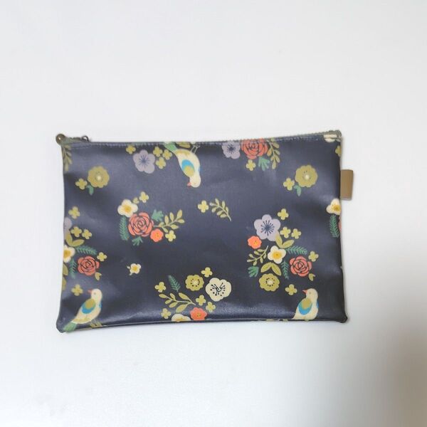 フラットポーチ 鳥花柄 ラミネート(ハンドメイド)
