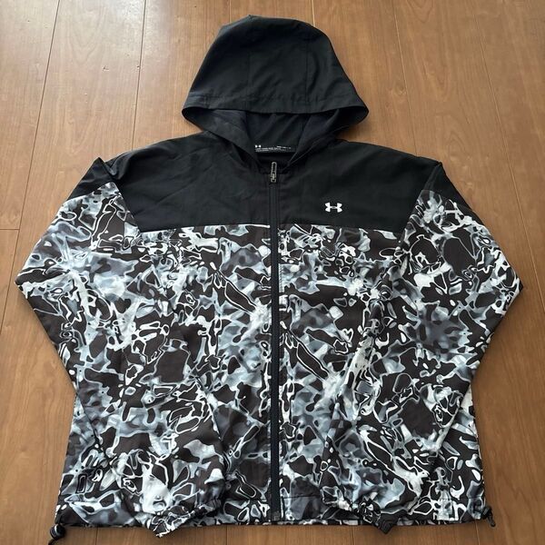 【古着】UNDER ARMOUR アンダーアーマー 黒 プリント フルジップ ウィンドブレーカー レディース M