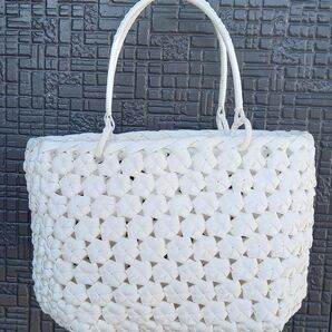 ハンドメイド カゴバッグ 花結び クラフトバンド 白 7本編み
