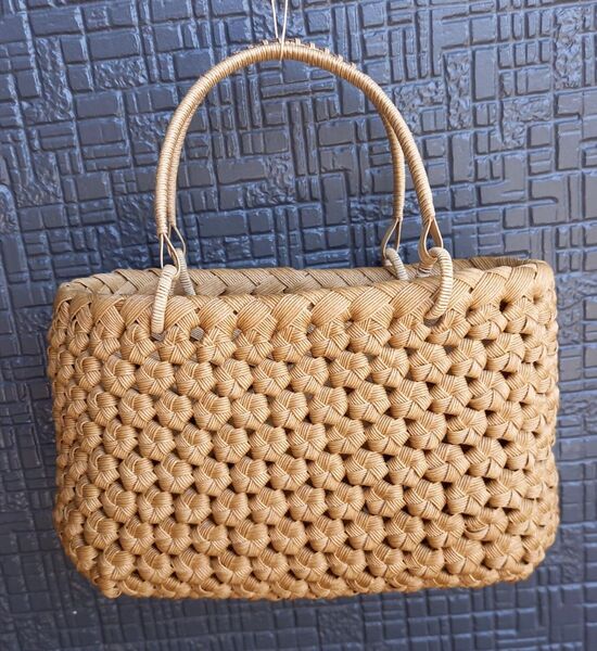 ハンドメイド カゴバッグ 花結び クラフトバンド 生成