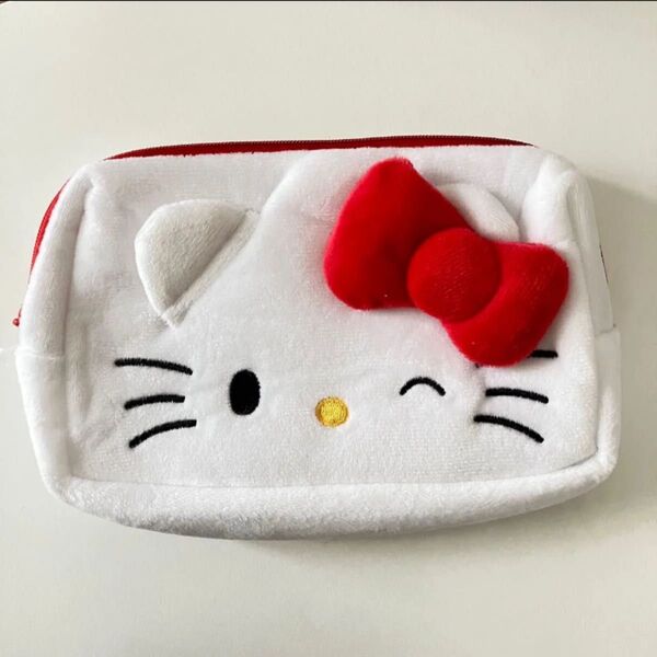 【新品タグ付き】サンリオ ハローキティ ポーチ 小物入れ 日本未販売 化粧ポーチ 韓国ダイソー